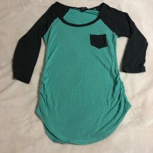 American Dream 3/4 sleeve shirt.